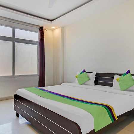 Treebo Silver Grand New Agreement Лакхнау Экстерьер фото