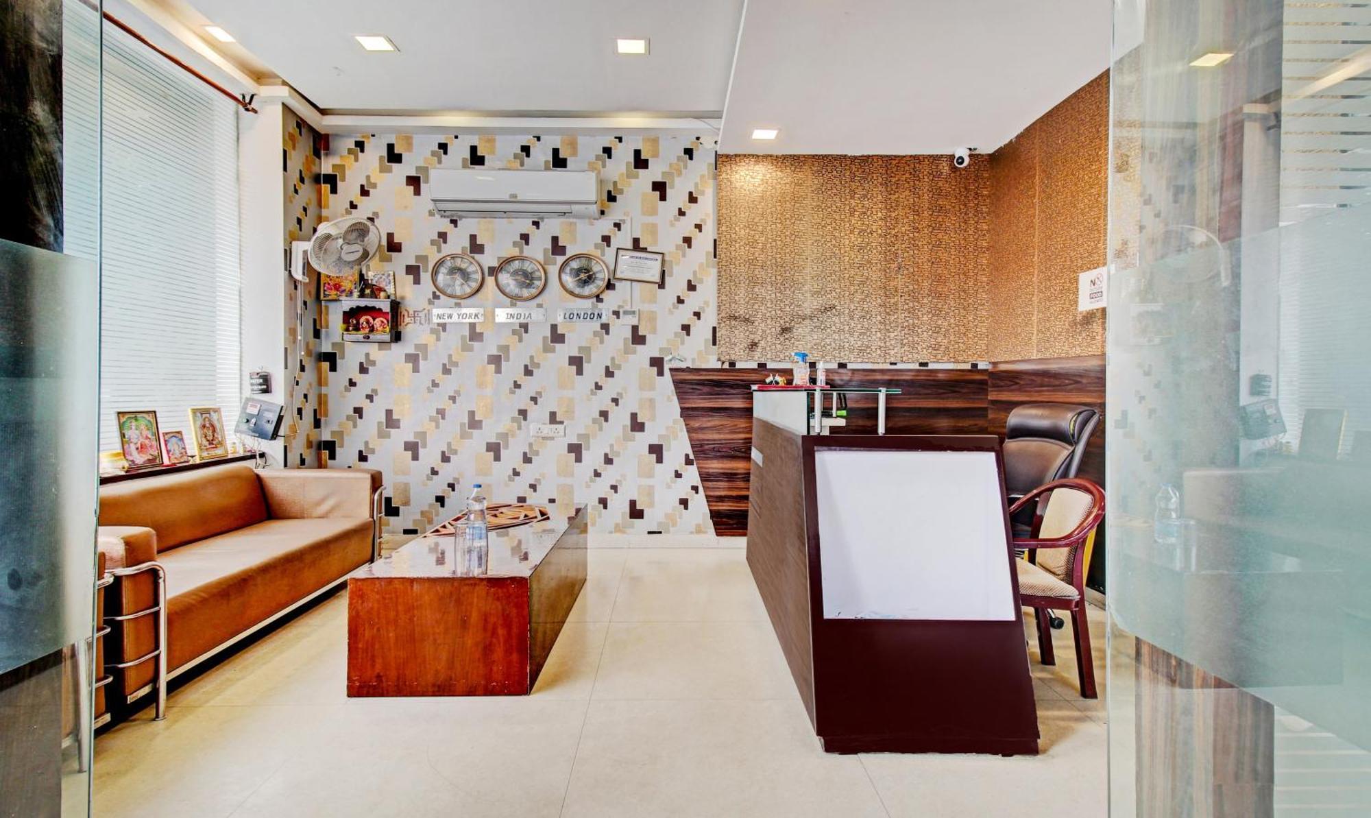 Treebo Silver Grand New Agreement Лакхнау Экстерьер фото